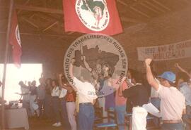 Encontro Estadual do MST, 3o (Ceará, 19 jan. 1992) [fotografia] / Fotógrafo(a) : Arquivo MST. -- Ref.: BR-SPMST_MST-SN-CIN_AMP_000998-007818-ENC.
