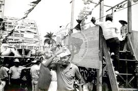 de Maio, 1o (El Salvador, 01 mai. 1988) [fotografia] / Fotógrafo(a) : Mara. -- Ref.: BR-SPMST_MST-SN-CIN_AMP_001069-008648-RIT.