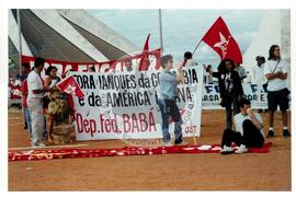 Marcha dos Cem Mil (Distrito Federal (Brasil), [sem data]) [fotografia] / Fotógrafo(a) : Luciney Martins. -- Ref.: BR-SPMST_MST-SN-CIN_AMP_001401-011264-MAC.