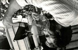 Clóvis Ilgenfritz da Silva [Rio Grande do Sul, candidato a Governador] (Brasil, jun. 1986) [fotografia] / Fotógrafo(a) : Karine Emerich ; Jussara Venon. -- Ref.: BR-SPMST_MST-SN-CIN_AMP_001486-011855-PER.