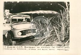 Greve dos Bóias-Frias (Guarabira-SP, 17 mai. 1984) [fotografia] / Fotógrafo(a) : [autoria n/d]. -- Ref.: BR-SPMST_MST-SN-CIN_AMP_000357-001707-AMT.