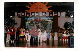 Encontro de Jovens do MST, na Ucicamp, 2o (Campinas-SP, 18 fev. 2000) [fotografia] / Fotógrafo(a) : Milene Medeiros. -- Ref.: BR-SPMST_MST-SN-CIN_AMP_000899-006464-ENJ.