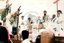 Caminhada do Pontal do Paranapanema (Presidente Prudente-SP, 24 jul. 1993) [fotografia] / Fotógrafo(a) : Bernardo Fernandes ; André Telles. -- Ref.: BR-SPMST_MST-SN-CIN_AMP_001429-011625-MAC.