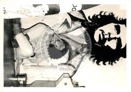 Ivonete Tonin (Brasil, [sem data]) [fotografia] / Fotógrafo(a) : Arquivo MST ; Débora Lerrer ; Douglas Mansur ; Montse Poblet ; Giane Carvalho ; Wilson Dias. -- Ref.: BR-SPMST_MST-SN-CIN_AMP_001249-010485-LID.