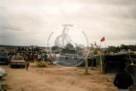 Ocupação Fazenda Safra (Santa Maria do Boa Vista-PE, 06 ago. 1995) [fotografia] / Fotógrafo(a) : Eriberto de Sousa. -- Ref.: BR-SPMST_MST-SN-CIN_AMP_001841-014044-OCU.