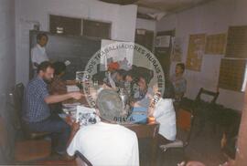 Viagem de Joelson, Ênio e João Pedro (Ásia, 1996) [fotografia] / Fotógrafo(a) : Lito Ocampo. -- Ref.: BR-SPMST_MST-SN-CIN_AMP_001137-009471-RIT.