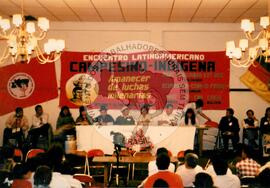 Encontro Latino Americano de Mulheres Campesinas e Indigenas (Colômbia, 28 nov. 1998) [fotografia] / Fotógrafo(a) : Vanderlita. -- Ref.: BR-SPMST_MST-SN-CIN_AMP_001103-009131-RIT.