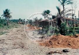 Posto de saúde de assentados do MST (Abelardo Luz-SC, jul. 1990) [fotografia] / Fotógrafo(a) : Arquivo MST. -- Ref.: BR-SPMST_MST-SN-CIN_AMP_000193-001387-ASS.