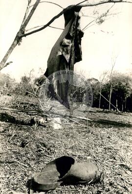 Despejo (Paraná, 1986) [fotografia] / Fotógrafo(a) : Loir Gonçalves. -- Ref.: BR-SPMST_MST-SN-CIN_AMP_001782-012929-VPP.