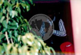 Delegação do MST em Cuba - 40º Aniversário da ANAP (Cuba, 15 mai. 1999) [fotografia] / Fotógrafo(a) : Nilton Viana. -- Ref.: BR-SPMST_MST-SN-CIN_AMP_001042-008316-RIT.