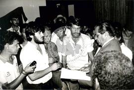 Mário Shons (Brasil, 25 out. 1986) [fotografia] / Fotógrafo(a) : Cláudio Somacal ; Douglas Mansur ; Rosimeire. -- Ref.: BR-SPMST_MST-SN-CIN_AMP_001316-010777-LID.