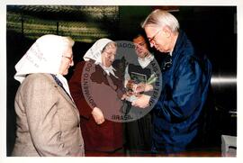 Lançamento da Agenda Latino Americana (São Paulo (Estado), 27 set. 2002) [fotografia] / Fotógrafo(a) : Douglas Mansur. -- Ref.: BR-SPMST_MST-SN-CIN_AMP_001036-008238-ELF.