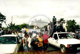 Márcia e Rosana em Encontro de Sistematização de Epxeriências (Nicarágua, 22 jun. 2002) [fotografia] / Fotógrafo(a) : Arquivo MST. -- Ref.: BR-SPMST_MST-SN-CIN_AMP_001053-008540-RIT.