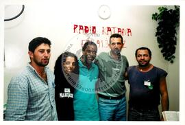 Semana Nacional de Cultura Brasileira e Reforma Agrária (Rio de Janeiro-RJ, 18 mar. 2002) [fotografia] / Fotógrafo(a) : Luciney Martins. -- Ref.: BR-SPMST_MST-SN-CIN_AMP_001822-013672-NDT.