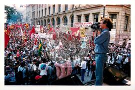 Mobilização no 1º de Maio (São Paulo (Estado), 01 mai. 1999) [fotografia] / Fotógrafo(a) : Douglas Mansur. -- Ref.: BR-SPMST_MST-SN-CIN_AMP_000394-002165-AMT.