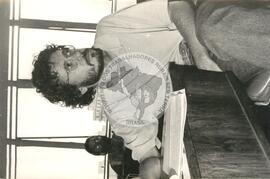 Paulo Delgado [Minas Gerais, Deputado Federal, PT] (Brasil, 29 nov. 1986) [fotografia] / Fotógrafo(a) : Regina Vilela. -- Ref.: BR-SPMST_MST-SN-CIN_AMP_001668-012594-PER.