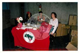 Encontro de Jovens do MST, na Ucicamp, 1o (Campinas-SP, 02 jul. 1999) [fotografia] / Fotógrafo(a) : Douglas Mansur. -- Ref.: BR-SPMST_MST-SN-CIN_AMP_000898-006369-ENJ.
