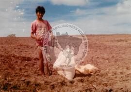 Assentamento do MST [sem identificação] (Bahia, [sem data]) [fotografia] / Fotógrafo(a) : [sem autoria]. -- Ref.: BR-SPMST_MST-SN-CIN_AMP_000315-001538-ASS.