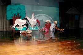 Encontro de Jovens do MST, na Ucicamp, 3o (Campinas-SP, 14 fev. 2001) [fotografia] / Fotógrafo(a) : Marcelo Cafaldo. -- Ref.: BR-SPMST_MST-SN-CIN_AMP_000904-006791-ENJ.