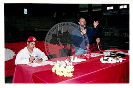 Encontro de Jovens do MST, na Ucicamp, 1o (Campinas-SP, 02 jul. 1999) [fotografia] / Fotógrafo(a) : Douglas Mansur. -- Ref.: BR-SPMST_MST-SN-CIN_AMP_000897-006321-ENJ.
