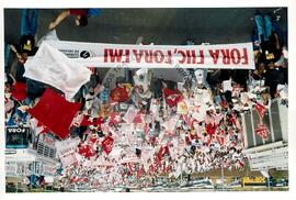 Marcha dos Cem Mil (Distrito Federal (Brasil), [sem data]) [fotografia] / Fotógrafo(a) : Luciney Martins. -- Ref.: BR-SPMST_MST-SN-CIN_AMP_001401-011281-MAC.