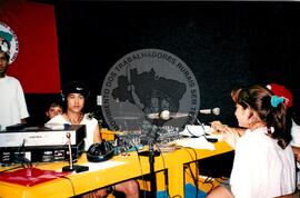 Inauguração da Rádio Comunitária (Itapeva-SP, 28 nov. 2008) [fotografia] / Fotógrafo(a) : Cláudio Foschieira. -- Ref.: BR-SPMST_MST-SN-CIN_AMP_000697-004147-ARV.