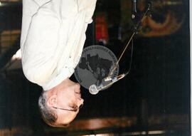 Emir Sader [sociólogo , professor] (Brasil, [sem data]) [fotografia] / Fotógrafo(a) : Douglas Mansur. -- Ref.: BR-SPMST_MST-SN-CIN_AMP_001513-011957-PER.