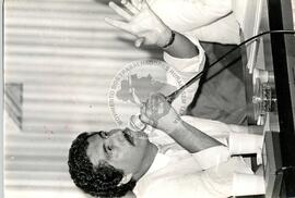 José Eli da Veiga [Incra-SP, Coordenador Regional] (Brasil, 25 jul. 1986) [fotografia] / Fotógrafo(a) : Itamar Garcez ; Regina Vilela. -- Ref.: BR-SPMST_MST-SN-CIN_AMP_001590-012172-PER.