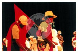 Semana Nacional de Cultura Brasileira e Reforma Agrária (Rio de Janeiro-RJ, 18 mar. 2002) [fotografia] / Fotógrafo(a) : Luciney Martins. -- Ref.: BR-SPMST_MST-SN-CIN_AMP_001813-013204-NDT.