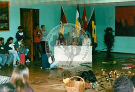 Curso de militantes de comunicação (Veranopólis-RS, 27 mai. 2002) [fotografia] / Fotógrafo(a) : Leticia Barqueta ; Carmen de Castro. -- Ref.: BR-SPMST_MST-SN-CIN_AMP_000837-005583-CUR.