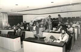 Depoimento na Comissão de Direitos Humanos na Assembléia Legislativa (Porto Alegre-RS, 1984) [fotografia] / Fotógrafo(a) : Arquivo MST. -- Ref.: BR-SPMST_MST-SN-CIN_AMP_000660-003691-ARV.