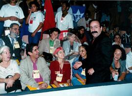 Congresso Nacional do MST, 4o (Distrito Federal (Brasil), 07 ago. 2000) [fotografia] / Fotógrafo(a) : Douglas Mansur ; Paula Reis ; João Zinclar. -- Ref.: BR-SPMST_MST-SN-CIN_AMP_000711-004536-CGR.