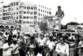 de Maio, 1o (El Salvador, 01 mai. 1988) [fotografia] / Fotógrafo(a) : Mara. -- Ref.: BR-SPMST_MST-SN-CIN_AMP_001069-008645-RIT.