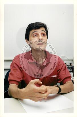 Plínio de Arruda Sampaio Jr. (Mato Grosso do Sul, [sem data]) [fotografia] / Fotógrafo(a) : Arquivo MST ; Douglas Mansur. -- Ref.: BR-SPMST_MST-SN-CIN_AMP_001681-012664-PER.