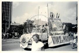 Mobilização pelo 1º de Maio (Cuba, [sem data]) [fotografia] / Fotógrafo(a) : Arquivo MST. -- Ref.: BR-SPMST_MST-SN-CIN_AMP_001044-008454-RIT.