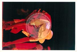 Semana Nacional de Cultura Brasileira e Reforma Agrária (Rio de Janeiro-RJ, 18 mar. 2002) [fotografia] / Fotógrafo(a) : Luciney Martins. -- Ref.: BR-SPMST_MST-SN-CIN_AMP_001813-013229-NDT.