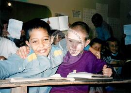 Assentamento "Figueira" do MST (Paraná, [sem data]) [fotografia] / Fotógrafo(a) : Maria Luísa Mendonça. -- Ref.: BR-SPMST_MST-SN-CIN_AMP_000170-001187-ASS.