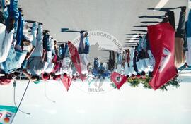 Mobilização em Brasília durante a Jornada Nacional "Acampamento Nacional Eldorado dos Carajás" (Brasília-DF, 03 set. 2001) [fotografia] / Fotógrafo(a) : Gildo Aguiar. -- Ref.: BR-SPMST_MST-SN-CIN_AMP_001918-014403-SJM.