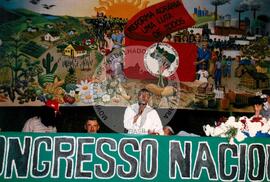 Congresso Nacional do MST, 3o (Distrito Federal (Brasil), 25 jul. 1995) [fotografia] / Fotógrafo(a) : Douglas Mansur ; Débora Lerrer. -- Ref.: BR-SPMST_MST-SN-CIN_AMP_000708-004409-CGR.