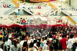 Encontro de Jovens do MST, na Ucicamp, 3o (Campinas-SP, 14 fev. 2001) [fotografia] / Fotógrafo(a) : Paulo Augusto. -- Ref.: BR-SPMST_MST-SN-CIN_AMP_000901-006604-ENJ.