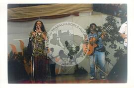 Encontro de Jovens do MST, na Ucicamp, 2o (Campinas-SP, 18 fev. 2000) [fotografia] / Fotógrafo(a) : Milene Medeiros. -- Ref.: BR-SPMST_MST-SN-CIN_AMP_000899-006494-ENJ.