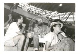 Congresso Nacional do MST, 2o (Distrito Federal (Brasil), 08 mai. 1990) [fotografia] / Fotógrafo(a) : Carlos Carvalho ; Douglas Mansur. -- Ref.: BR-SPMST_MST-SN-CIN_AMP_000702-004213-CGR.