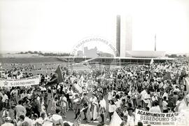 Manifestação (Brasília-DF, 25 out. 1989) [fotografia] / Fotógrafo(a) : Francisca Montejo. -- Ref.: BR-SPMST_MST-SN-CIN_AMP_000571-003207-AMT.