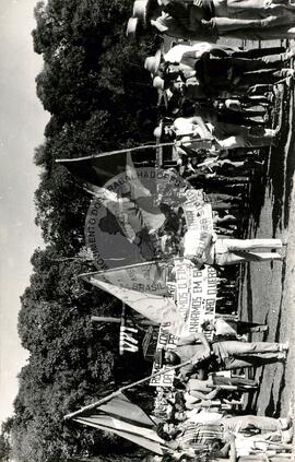 Romaria conquistadora da Terra Prometida (Porto Alegre-RS, 27 mai. 1986) [fotografia] / Fotógrafo(a) : Karine Emerich. -- Ref.: BR-SPMST_MST-SN-CIN_AMP_001956-014969-SPR.