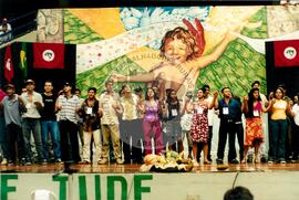 Encontro de Jovens do MST, na Ucicamp, 3o (Campinas-SP, 14 fev. 2001) [fotografia] / Fotógrafo(a) : Paulo Augusto. -- Ref.: BR-SPMST_MST-SN-CIN_AMP_000903-006758-ENJ.