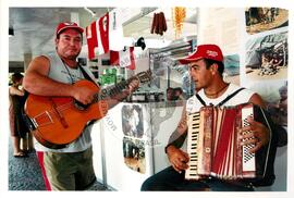 Semana Nacional de Cultura Brasileira e Reforma Agrária (Rio de Janeiro-RJ, 18 mar. 2002) [fotografia] / Fotógrafo(a) : Luciney Martins. -- Ref.: BR-SPMST_MST-SN-CIN_AMP_001824-013843-NDT.