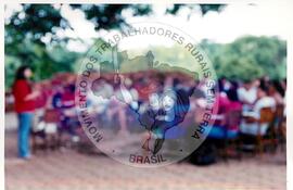 Plenária no Encontro Nacional de Militantes da Comunicação (Ribeirão Preto-SP, 02 dez. 2002) [fotografia] / Fotógrafo(a) : Leticia Barqueta. -- Ref.: BR-SPMST_MST-SN-CIN_AMP_000953-007574-ENC.