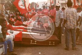 Marcha Bahia (Bahia, 1999) [fotografia] / Fotógrafo(a) : Antônio Araújo. -- Ref.: BR-SPMST_MST-SN-CIN_AMP_001431-011633-MAC.