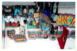 Semana Nacional de Cultura Brasileira e Reforma Agrária (Rio de Janeiro-RJ, 18 mar. 2002) [fotografia] / Fotógrafo(a) : João Laet. -- Ref.: BR-SPMST_MST-SN-CIN_AMP_001811-013135-NDT.