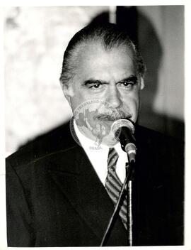 Posse de Dante de Oliveira no Ministerio da Reforma e Desenvolvimento Agrário (Distrito Federal (Brasil), 29 mai. 1985) [fotografia] / Fotógrafo(a) : Leandro Abreu. -- Ref.: BR-SPMST_MST-SN-CIN_AMP_000645-003659-ARV.